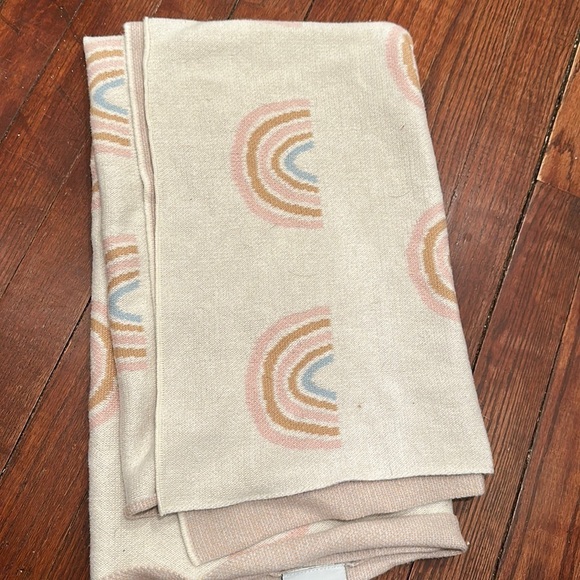 Amazon Tops - Rainbow baby blanket